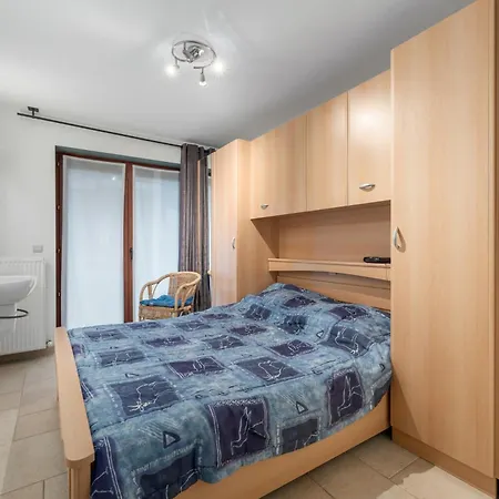 Appartement Yasmine 0302 *