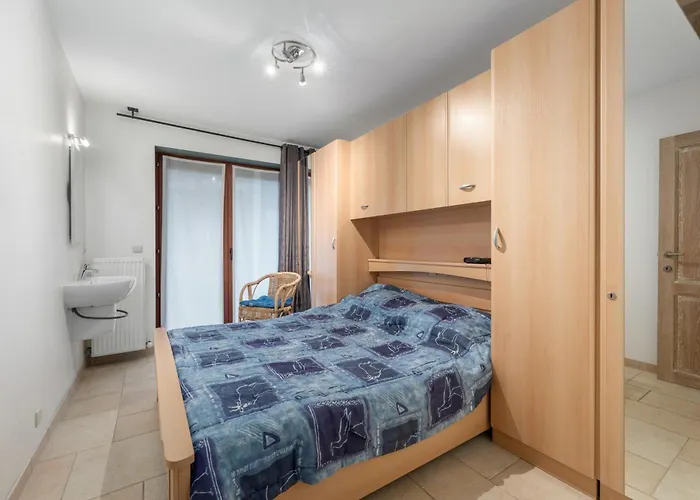 Appartement Yasmine 0302 *