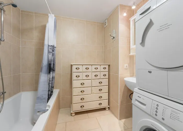 Yasmine 0302 * Oostduinkerke